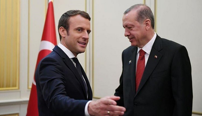 يطالب أردوغان بإطلاق سراح مصور فرنسي محتجز بتركيا